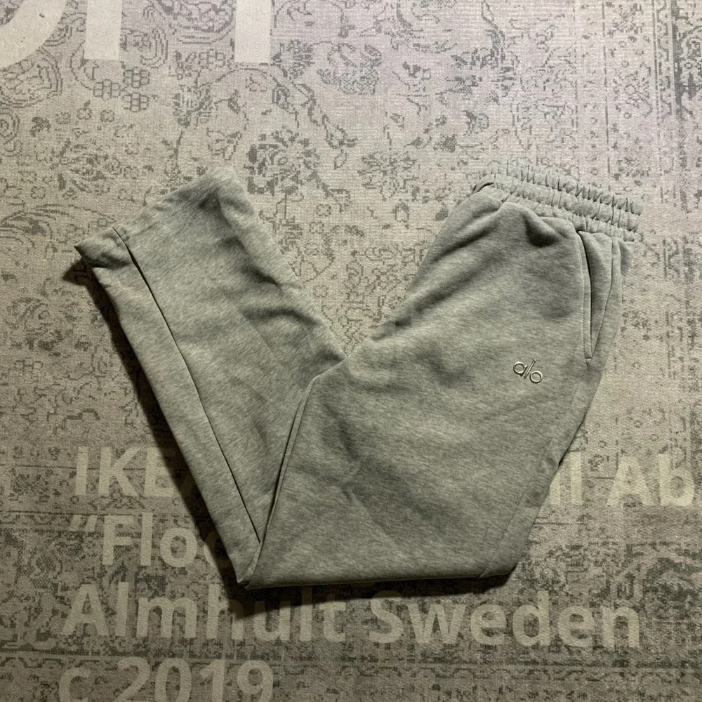 Alo Yoga Grey Hoodie and Open Leg Sweatpants Set Medium Lounge Sweatsuit
